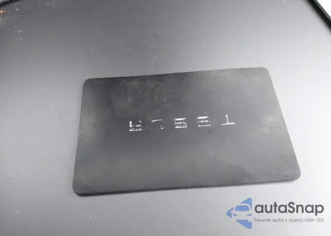 2022 Tesla Model Y Long Range Dual Motor All-Wheel Drive из США, поврежденный, VIN 7SAYGAEE2NF307710